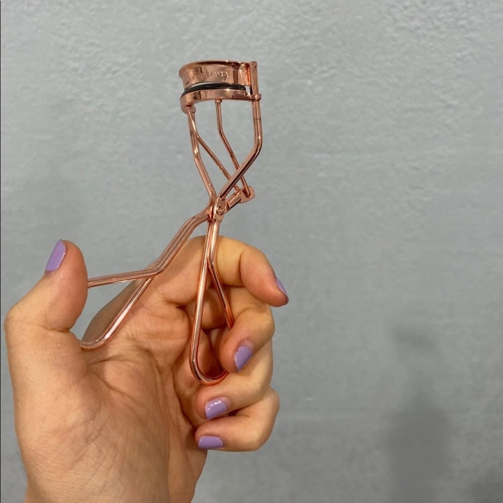 Rose gold Eyelash Curler